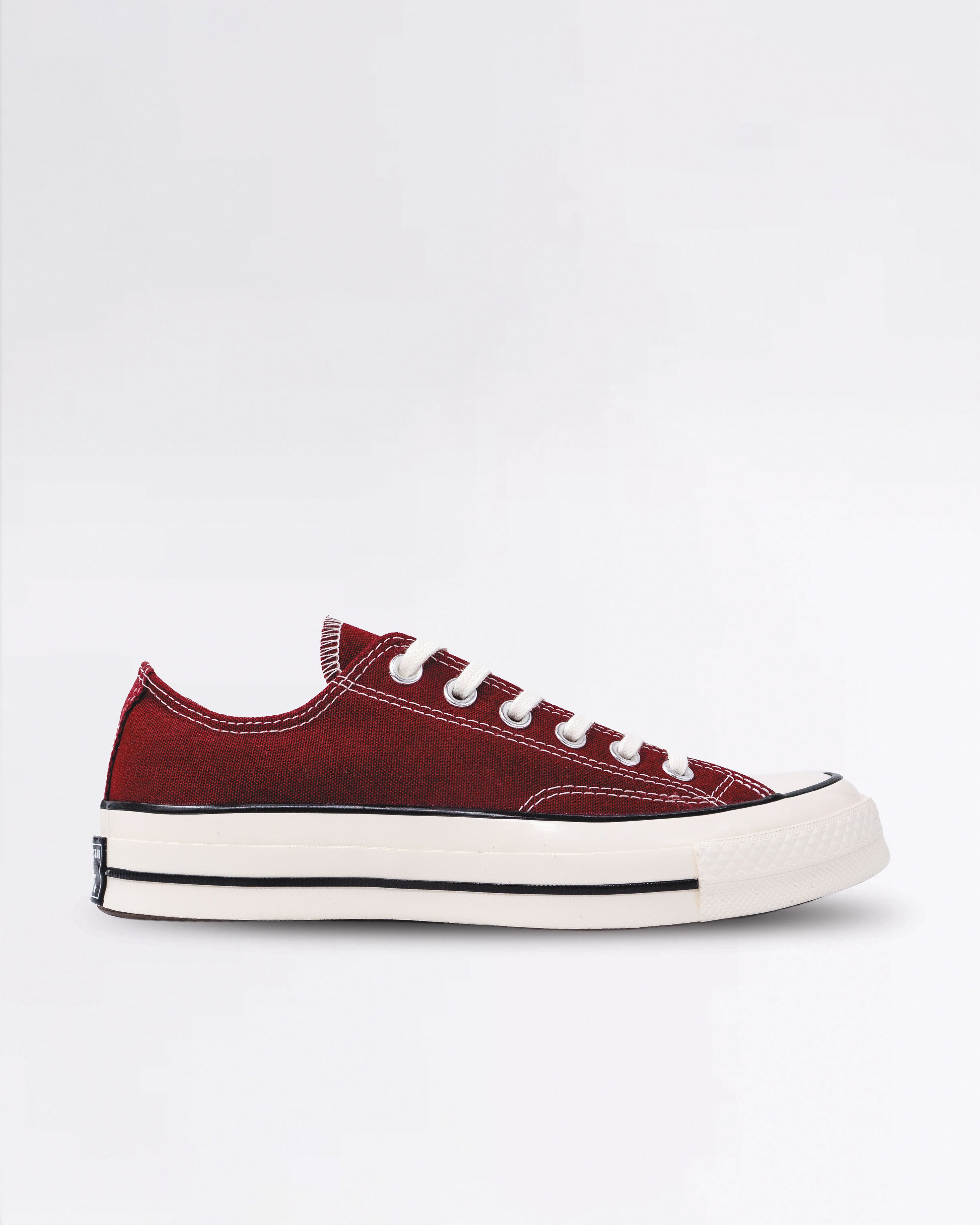 CHUCK 70 OX PARK RED/BLACK – Laced Run - Main Image