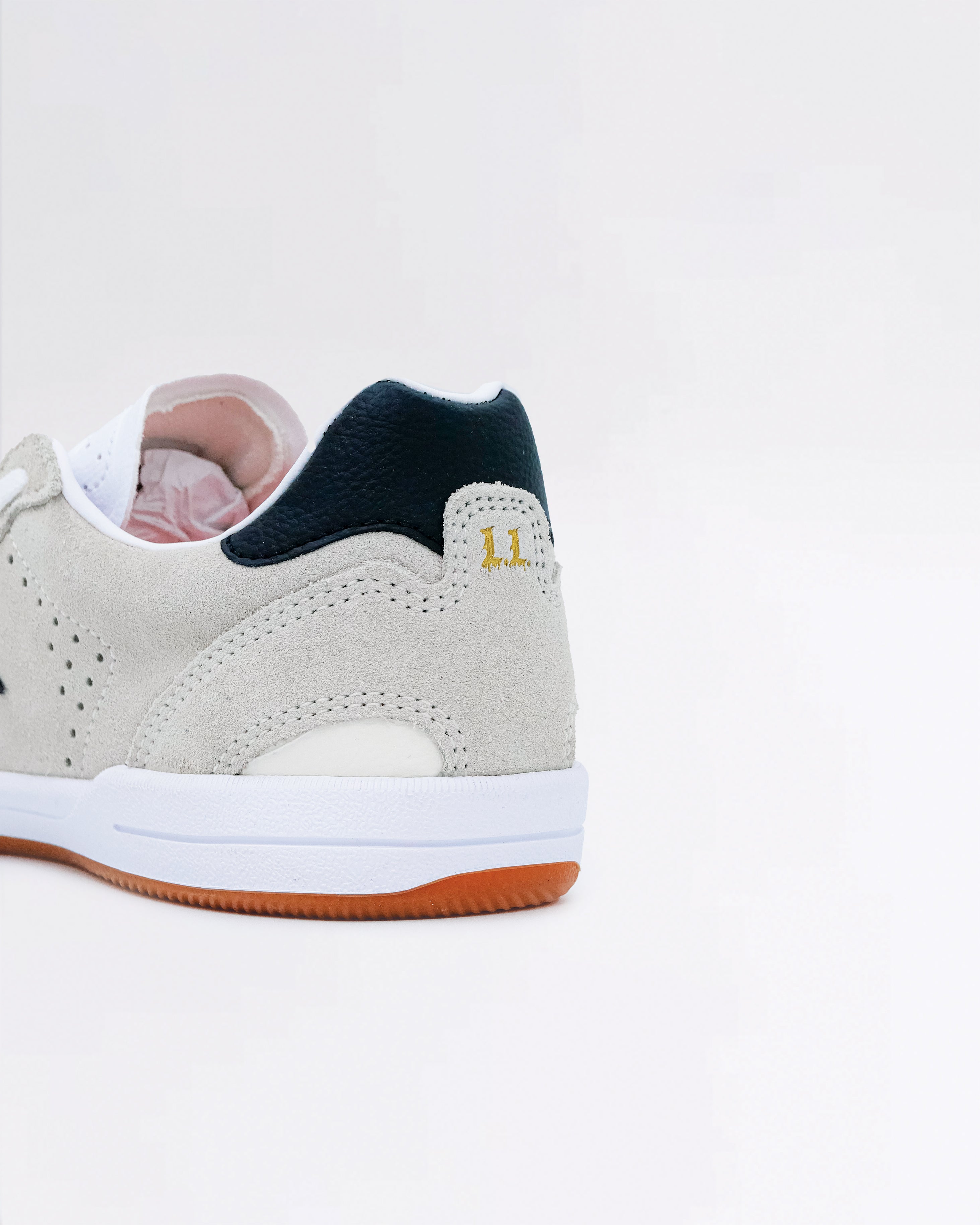 LOUIE LOPEZ PRO 2 SUEDE KHAKI/OFF-WHITE/ORANGE