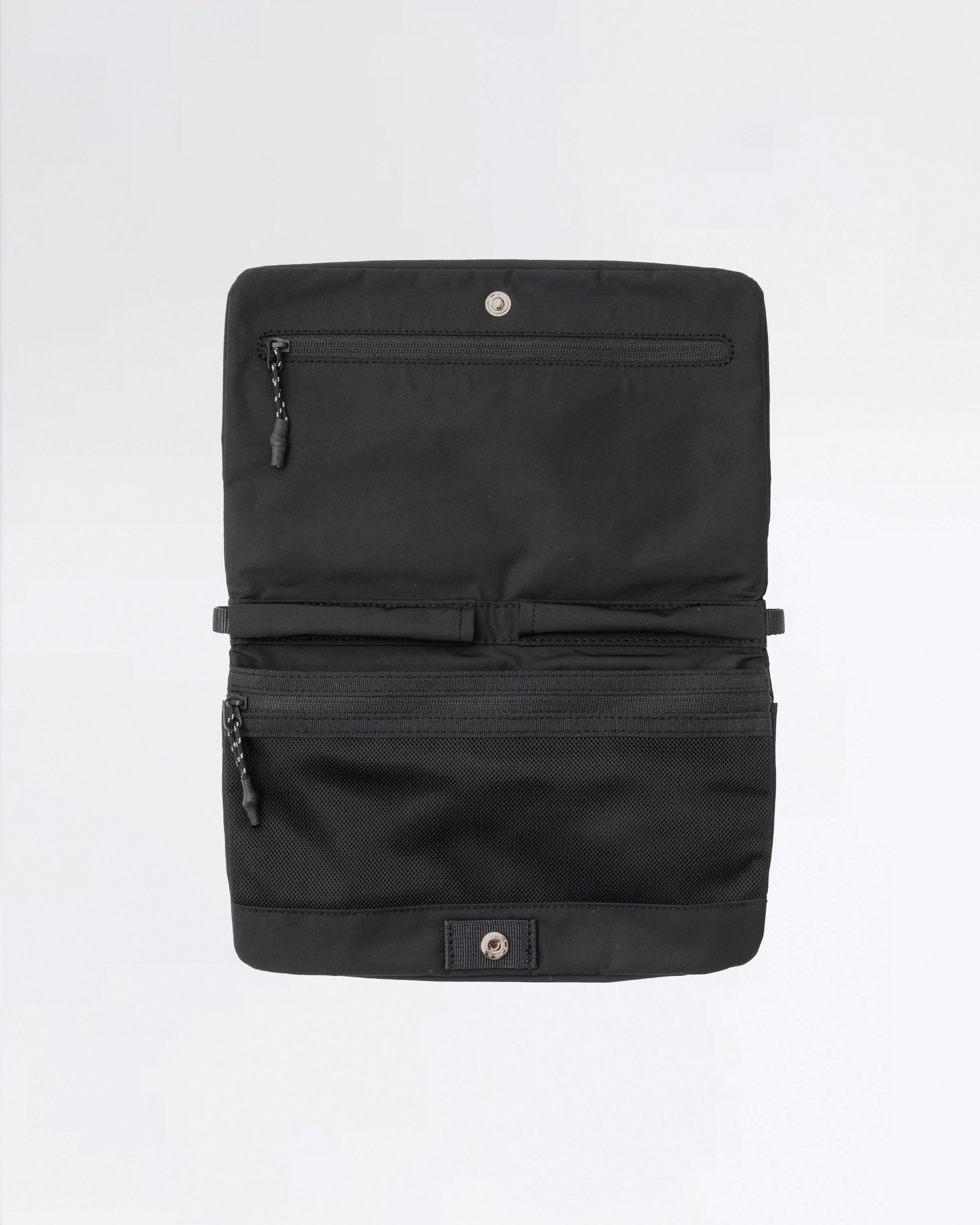 WARES BAGS FLAT SACOCHE SMALL BLACK DRY